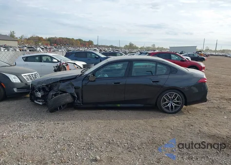 2024 BMW I5 M60 z USA, uszkodzony, nr VIN WBY43FK09RCR89225